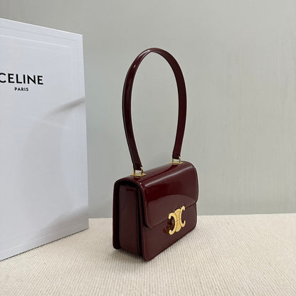 SAC ADO GARANCE 18 EN CUIR DE VEAU VERNI ROUGE VIN