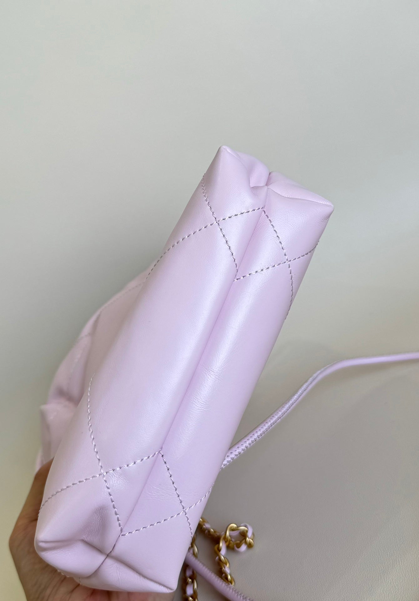 CC HOBO MINI 20CM CANDY PEAU D'AGNEAU