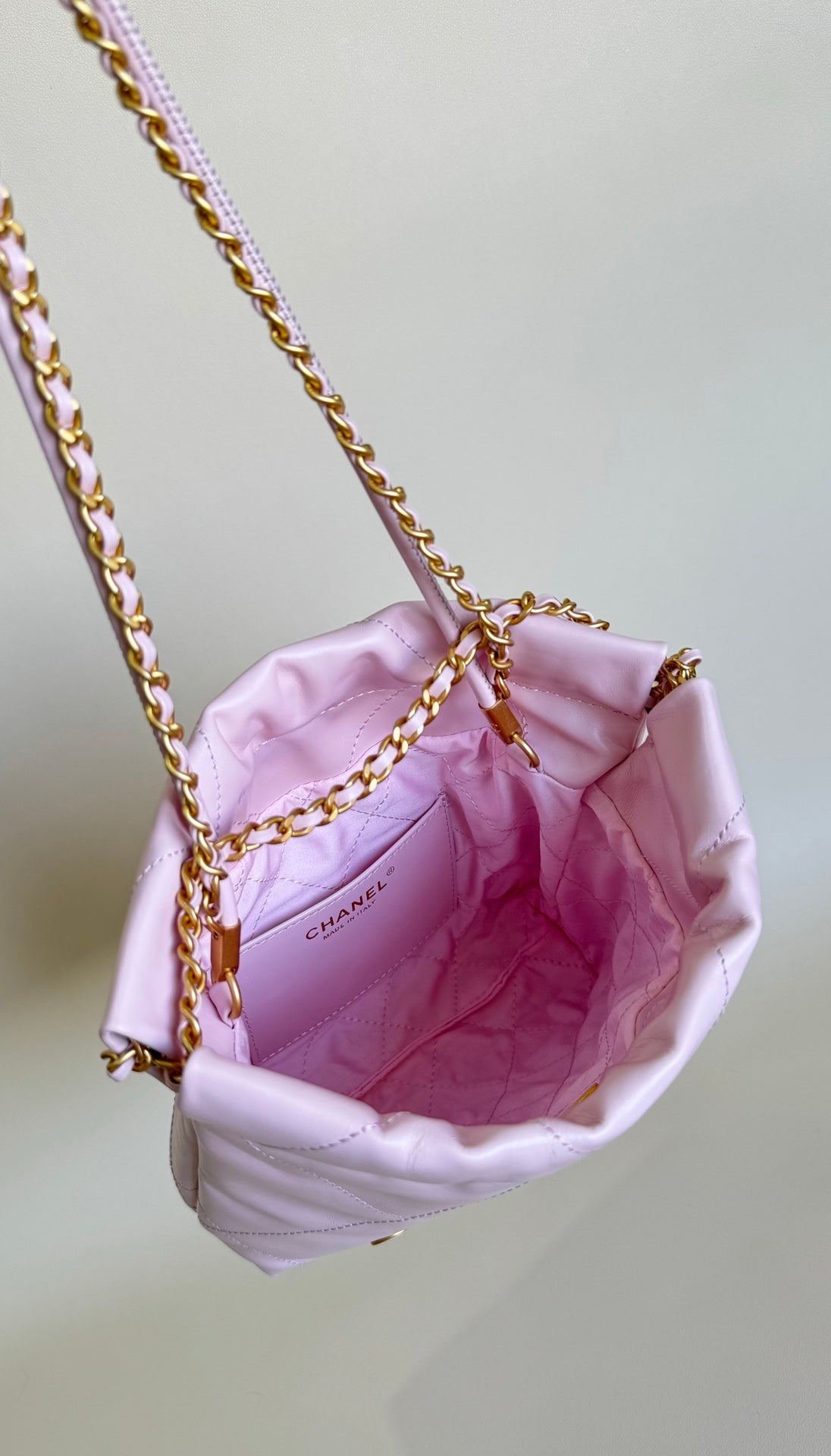 CC HOBO MINI 20CM CANDY PEAU D'AGNEAU