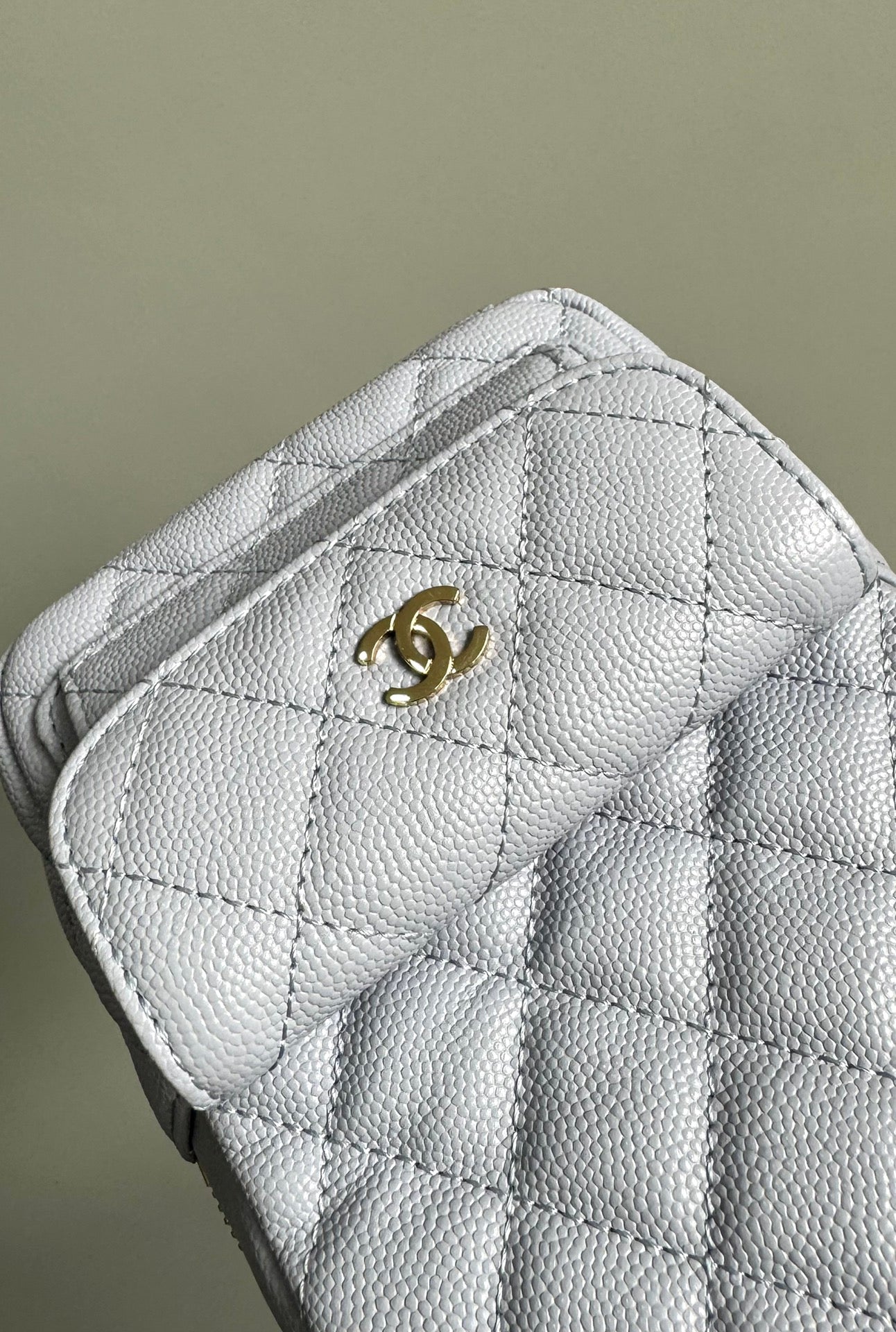 Sac à dos CC MINI 18 blanc caviar clair matériel doré