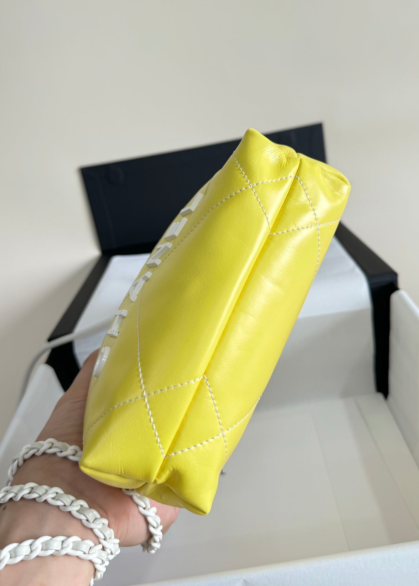 CC ホーボー ミニ 20cm イエロー ホワイト ラムスキン