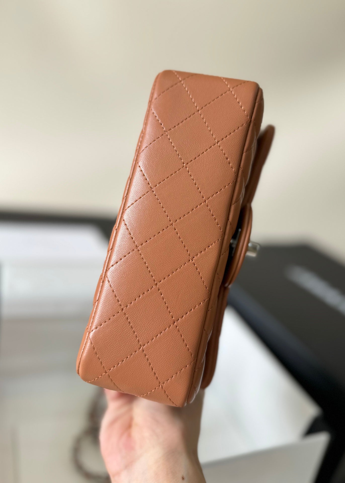 フラップバッグ ミニ 20 ブラウン ラムスキン シルバー金具
