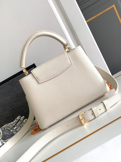 CAPUCINES BB 27 EN TAURILLON BLANC PERLE QUINCAILLERIE OR