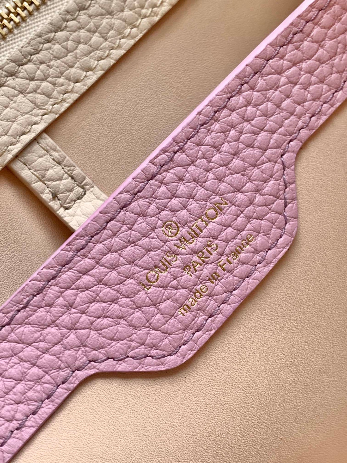 CAPUCINES BB 27 EN TAURILLON BLANC PERLE QUINCAILLERIE OR