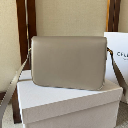 クラシック トリオンフ 22 グレー カーフスキン ゴールド ハードウェア