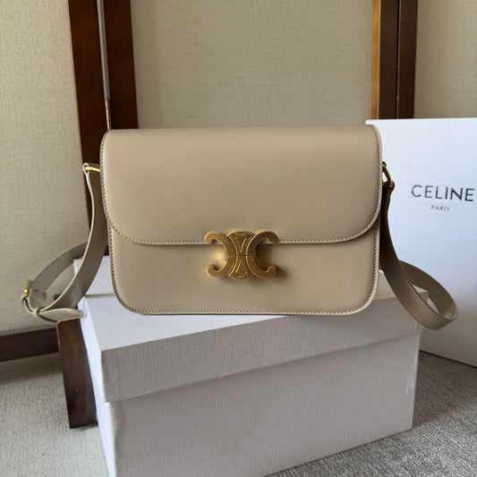 classique triomphe 22 cuir de veau beige bijouterie dorée