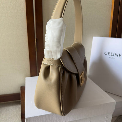 SANDALE POLLY 33 EN CUIR DE VEAU MARRON LOGO DORÉ
