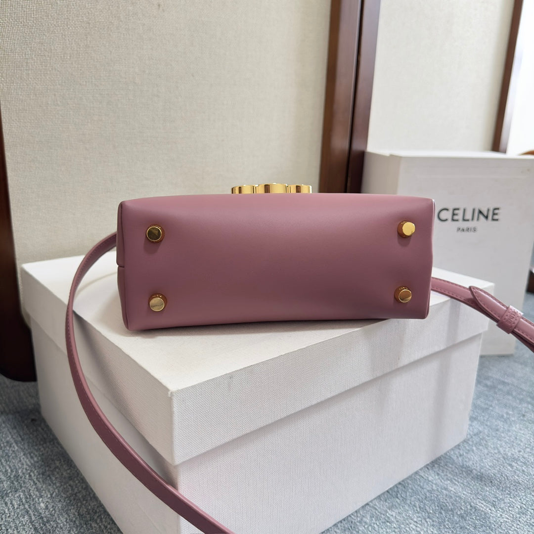 SAC NINO 20 EN CUIR DE VEAU SOUPLE OPIUM, QUINCAILLERIE DORÉE