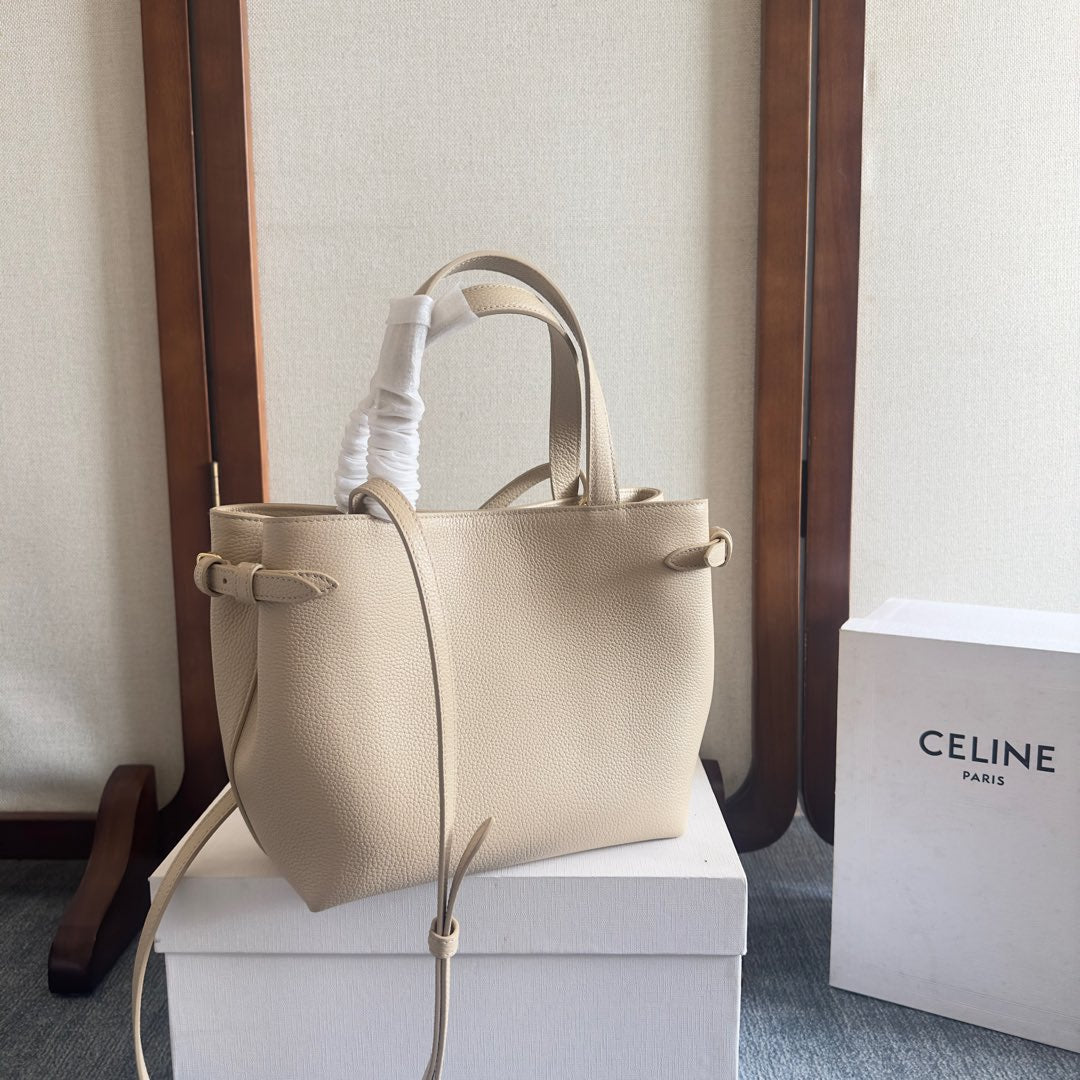 MINI CABAS ANAÏS CUIR TRIOMPHE 20 ベージュ グレイン カーフスキン