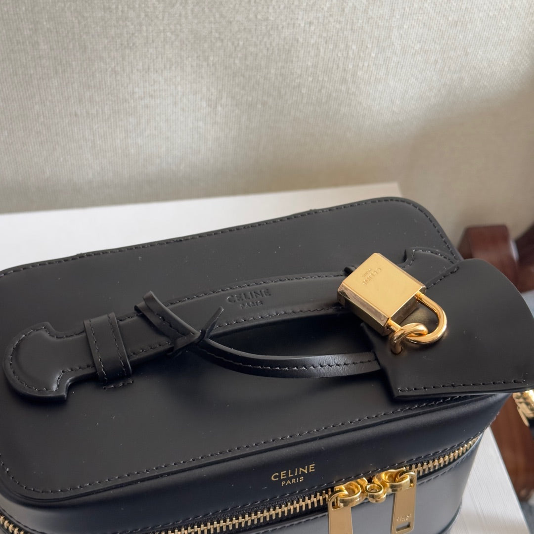 18インチ ブラック スムースカーフスキン ゴールド金具