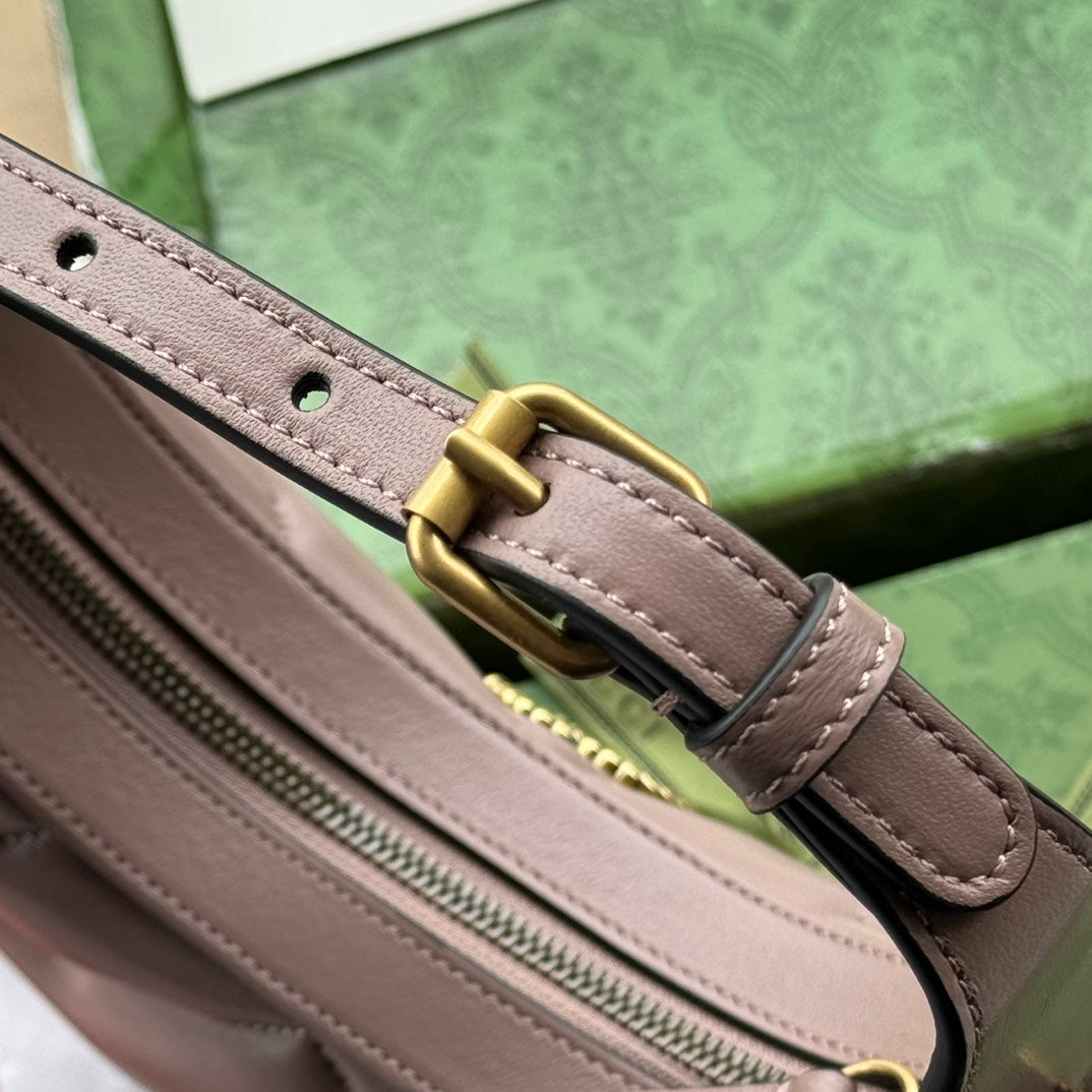 gg marmont demi-lune 21 cm cuir de veau nude accastillage doré