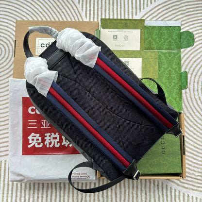 グレーモノグラムキャンバスとブラックレザートリムのバックパック44