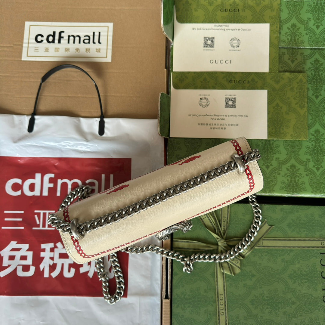 Petit sac bandoulière Dyonysus 25 en cuir de veau beige et rouge avec logo dragon imprimé