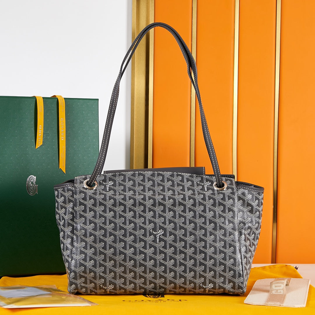 SAC ROUETTE SOUPLE 31 EN TOILE GOYARDINE NOIRE ET CUIR DE VEAU