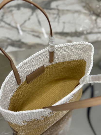 PETIT SAC CABAS 27 EN RAPHIA BLANC MIX BEIGE ET ANSE EN CUIR DE VEAU MARRON
