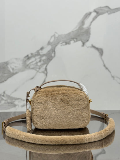 ミニショルダーバッグ 19 ベージュ ラビットファー