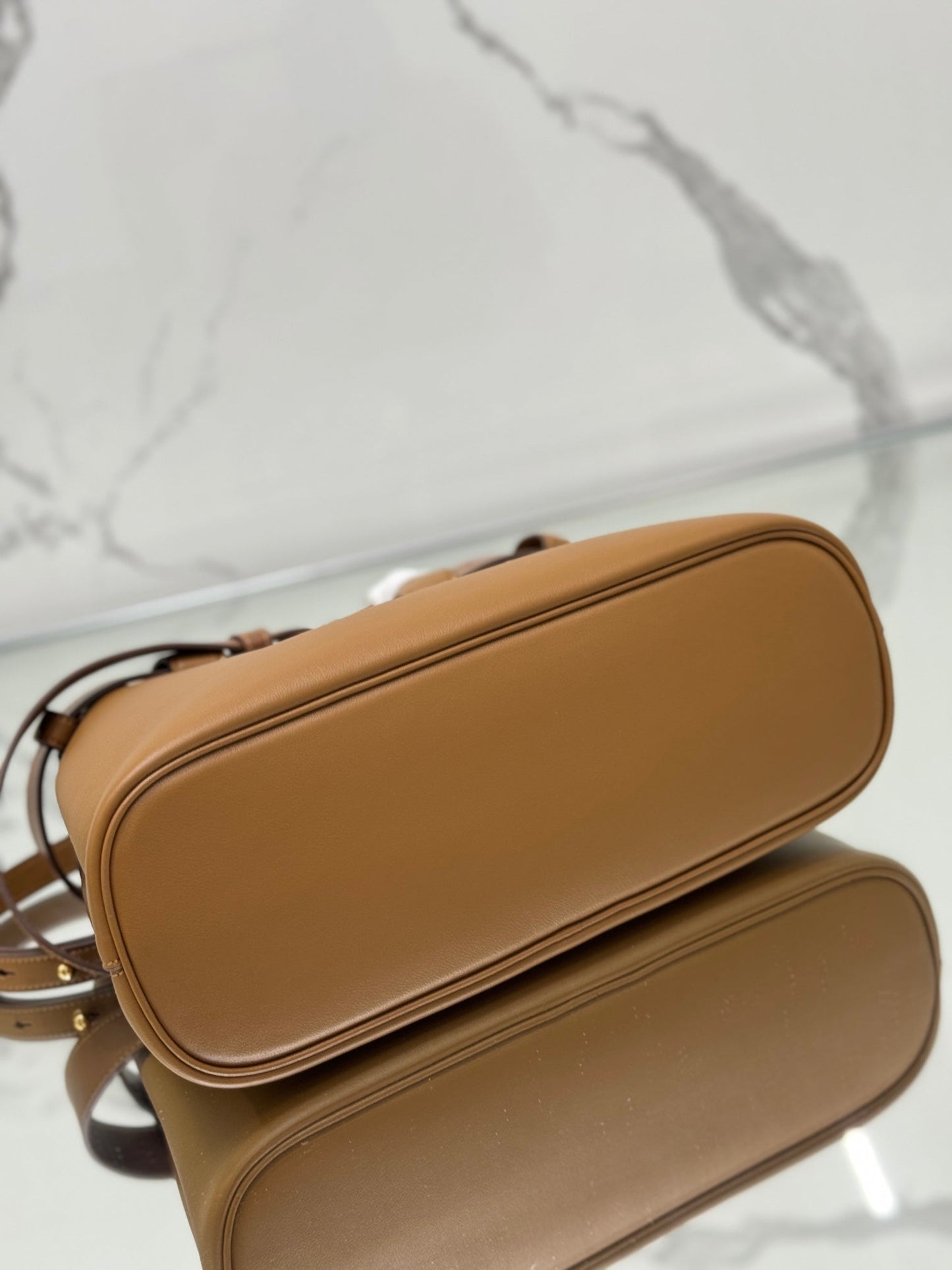 SAC CABAS AVEC CEINTURE 32 EN CUIR DE VEAU IMPORTÉ MARRON CIDRE