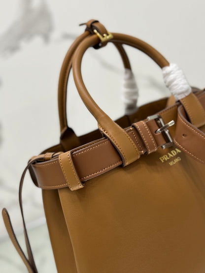 SAC CABAS AVEC CEINTURE 32 EN CUIR DE VEAU IMPORTÉ MARRON CIDRE