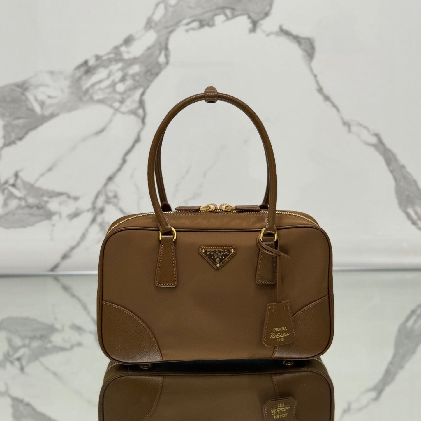 SAC À MAIN MOYEN 30 EN NYLON BOIS DE CERISIER ET GARNITURES EN CUIR DE VEAU