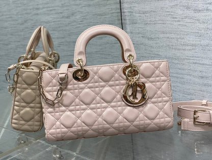 D-JOY 26 LADY MOYENNE EN CUIR D'AGNEAU ROSE POUDRÉ
