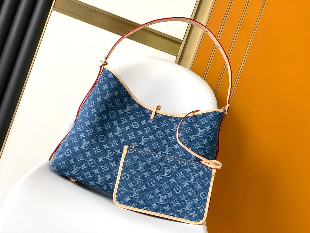 Sac fourre-tout MM 39 en denim bleu monogrammé