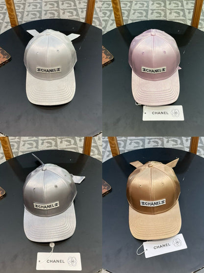 CASQUETTE DE BASEBALL EN SATIN DE SOIE GRIS PÂLE 404863