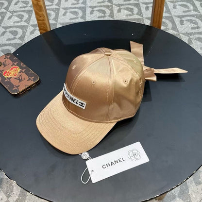 CASQUETTE DE BASEBALL EN SATIN DE SOIE DORÉ 404866 