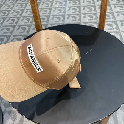 CASQUETTE DE BASEBALL EN SATIN DE SOIE DORÉ 404866 