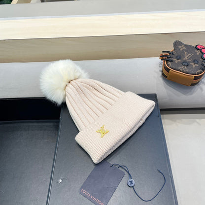 BONNET EN LAINE ROSE BERCEUSE ET FOURRURE DE RENARD 409792 