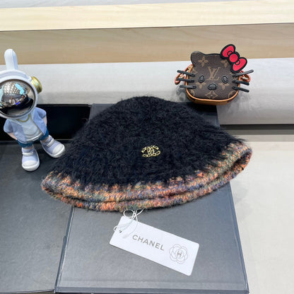 CHAPEAU BOB EN FOURRURE D'AGNEAU NOIR 419466 