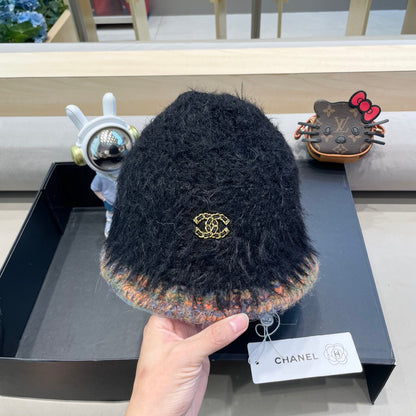 CHAPEAU BOB EN FOURRURE D'AGNEAU NOIR 419466 