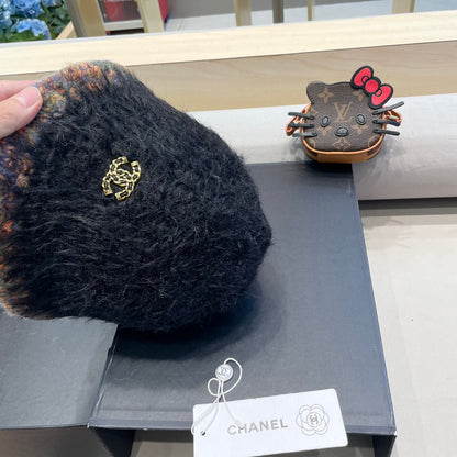 CHAPEAU BOB EN FOURRURE D'AGNEAU NOIR 419466 