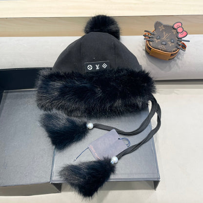 BONNET EN POLAIRE ET LAINE NOIRE 424308 