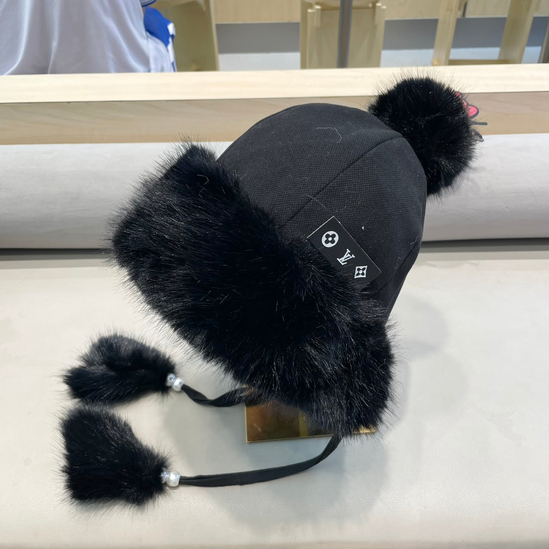 BONNET EN POLAIRE ET LAINE NOIRE 424308 