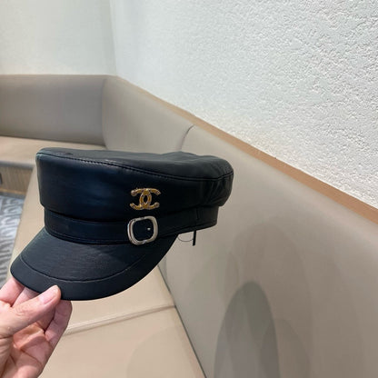 CASQUETTE Gavroche en cuir de veau noir 421107