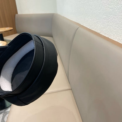 CASQUETTE Gavroche en cuir de veau noir 421107