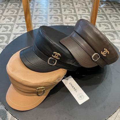 CASQUETTE Gavroche en cuir de veau noir 421107