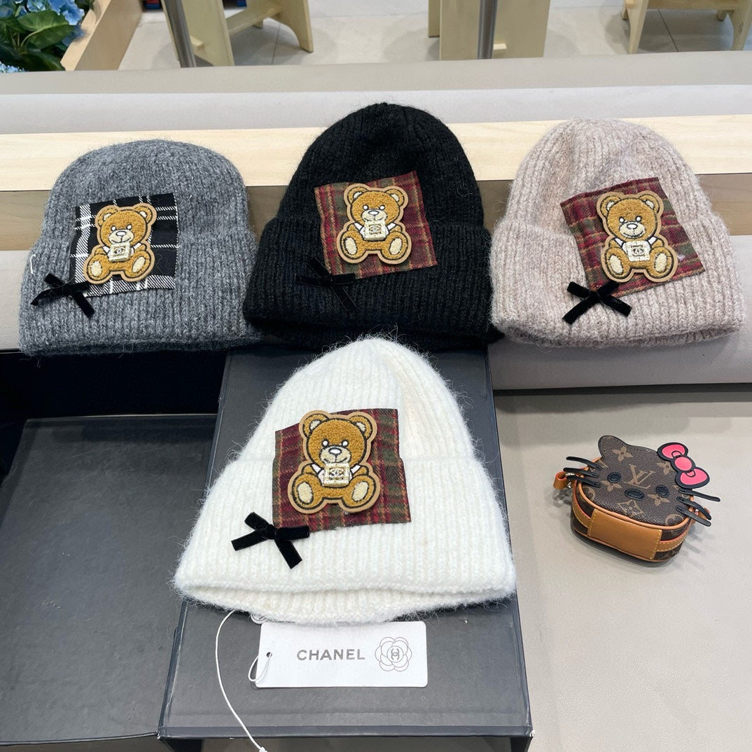 BONNET EN LAINE BEIGE CAMEL AVEC NŒUD 421255 