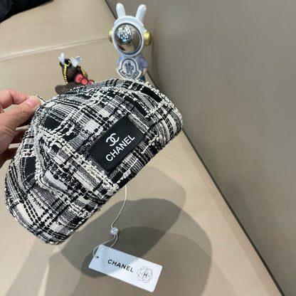 BÉRET EN TWEED DE LAINE NOIR ET BLANC 422552 