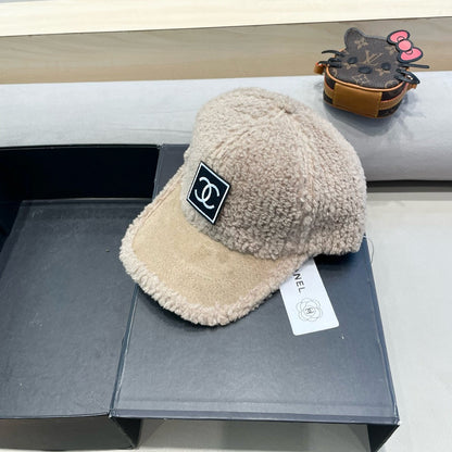 CASQUETTE DE BASEBALL EN PEAU LAINE BEIGE CAMEL 422432 