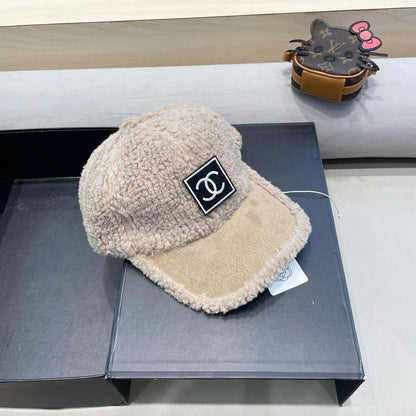 CASQUETTE DE BASEBALL EN PEAU LAINE BEIGE CAMEL 422432 