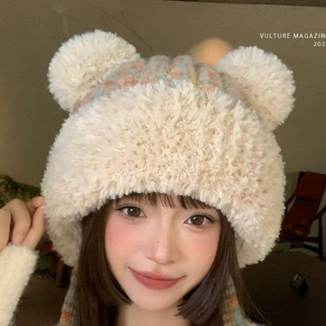 BONNET EN LAINE COLORÉE AVEC DE JOLIES OREILLES D'OURS 422497 