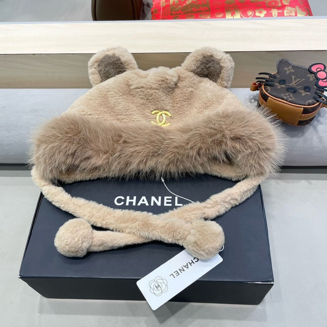 BONNET EN FOURRURE D'AGNEAU MARRON CAMEL 426238 