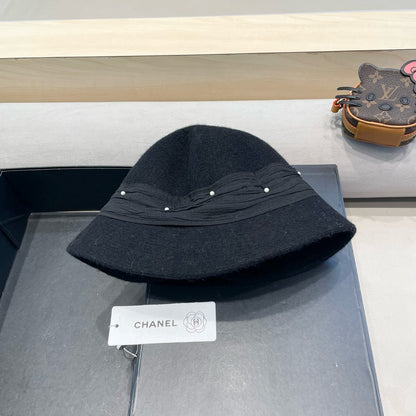 CHAPEAU BUCKET EN MÉLANGE DE LAINE NOIRE 426247 