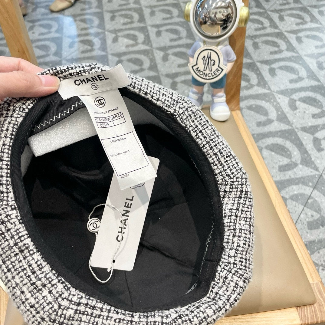 BÉRET EN TWEED DE LAINE NOIR ET BLANC 430011 