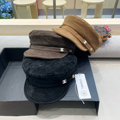 CASQUETTE Gavroche en daim noir 429937