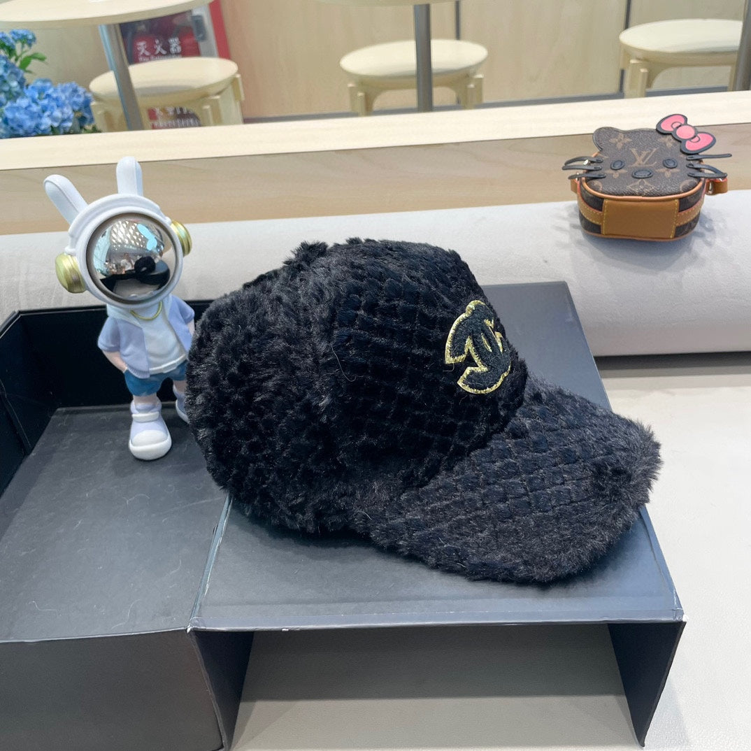 CASQUETTE DE BASEBALL EN POLAIRE NOIRE 431371 