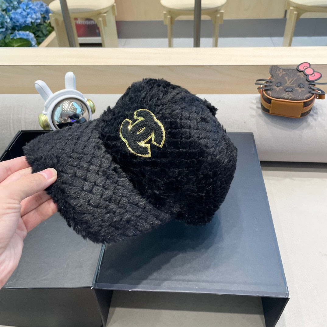 CASQUETTE DE BASEBALL EN POLAIRE NOIRE 431371 