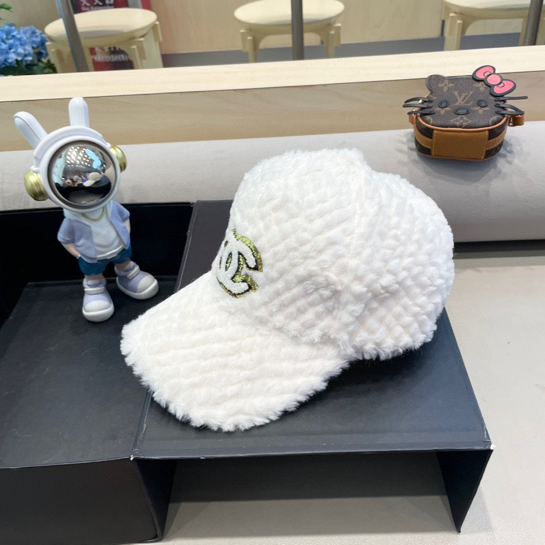 CASQUETTE DE BASEBALL EN POLAIRE BLANCHE 431372 
