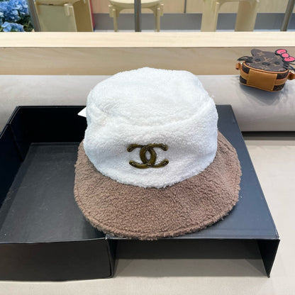 CHAPEAU BOB EN LAINE D'AGNEAU BLANC MIXTE MARRON MOYEN 431622 
